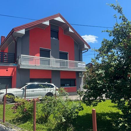 Apartman Cuprija Cazin Eksteriør billede