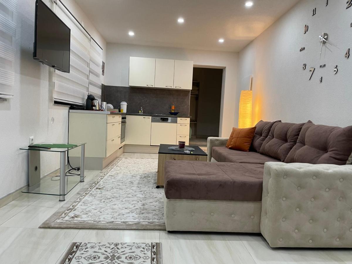 Apartman Cuprija Cazin Eksteriør billede